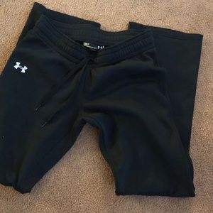 UNDER ARMOR JOGGERS IN BLACK🔴SALE